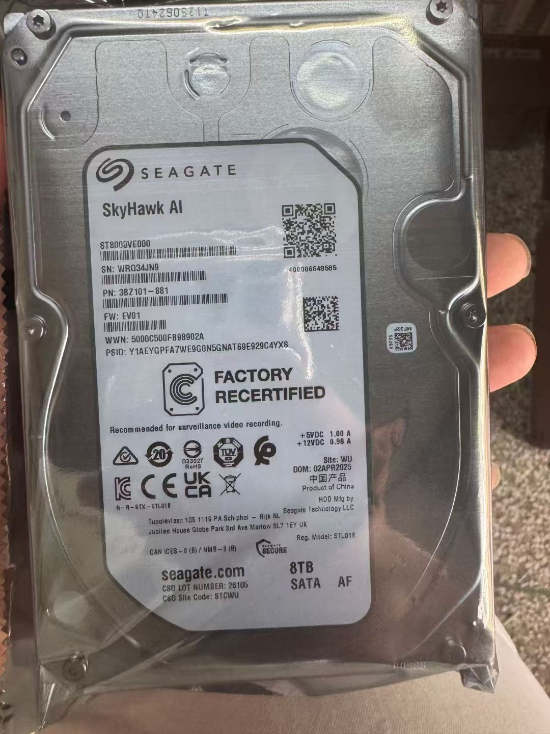 ST8000VE000 R盤(pán).jpg