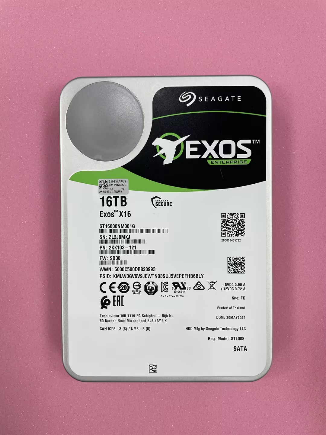 1770603731371600.jpg ST16000NM001G拆機(jī).jpg